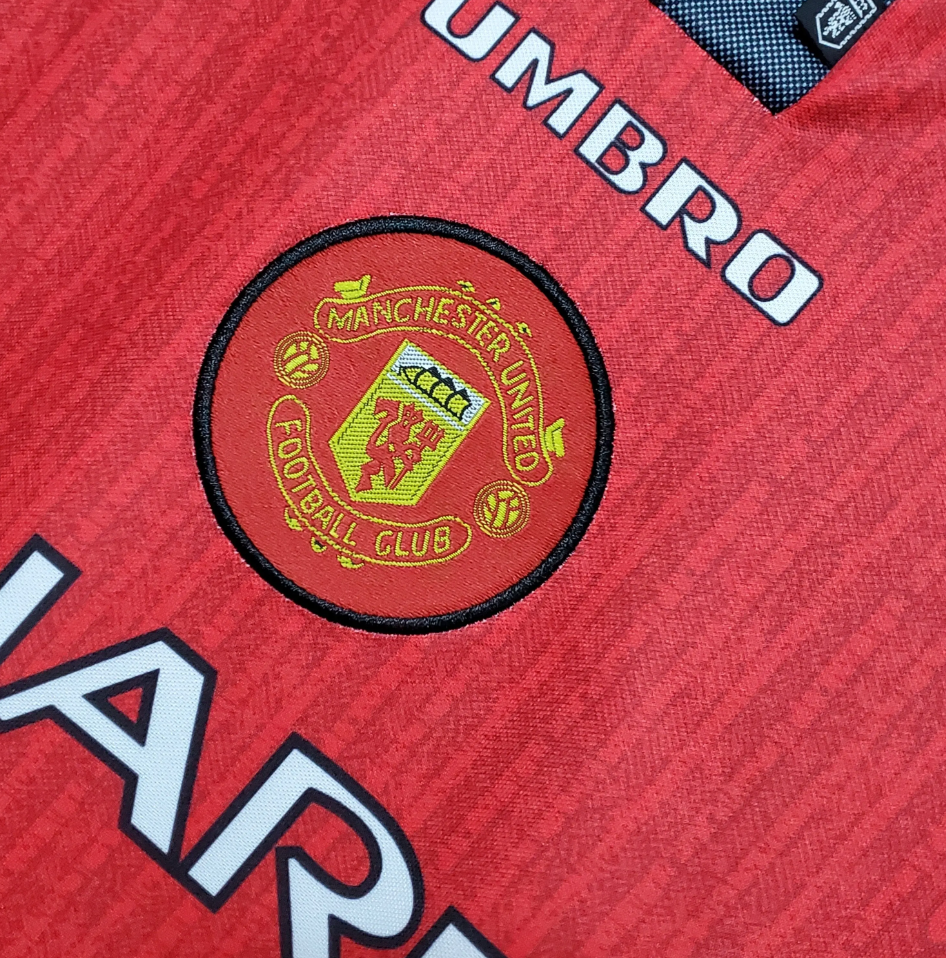 Manchester United 1996-97 Home Jersey – Red Umbro SHARP Theatre of Dreams Retro Premier League Football Shirt | Cantona Beckham Giggs Keane