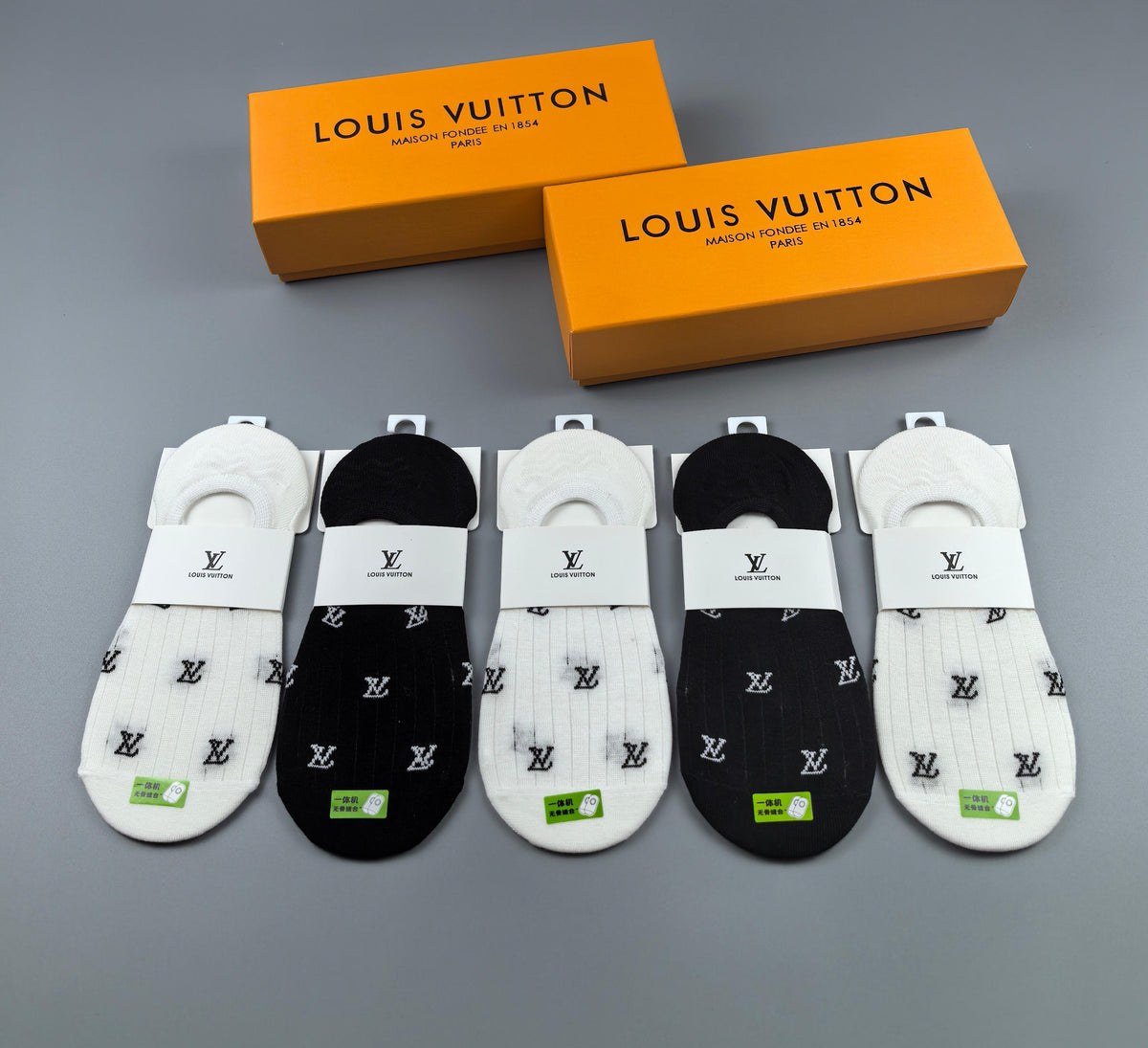 Louis Vuitton Black White Small Repeating Flowers No-Show Socks, image 12