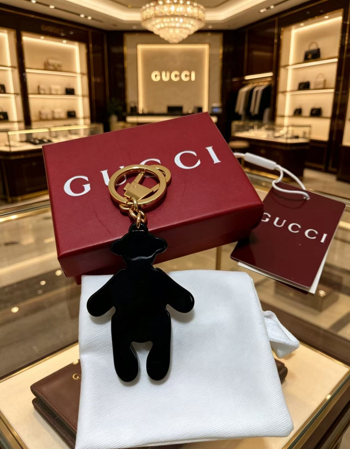 Gucci Crystal Vintage-Inspired Black Jewelry - image 6