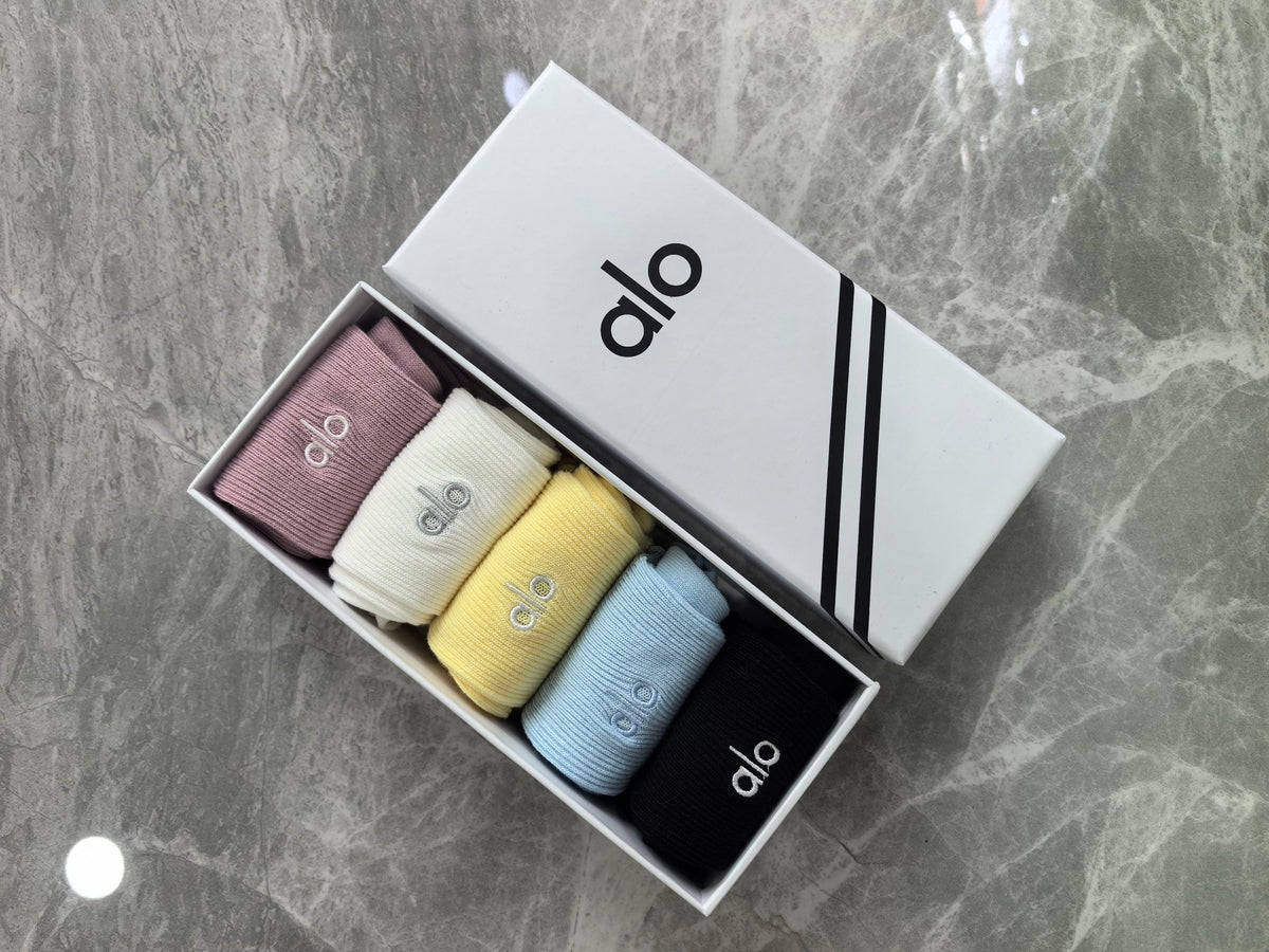 Alo Pastel Yellow Blue Pink Ribbed Mix Crew Socks, image 6