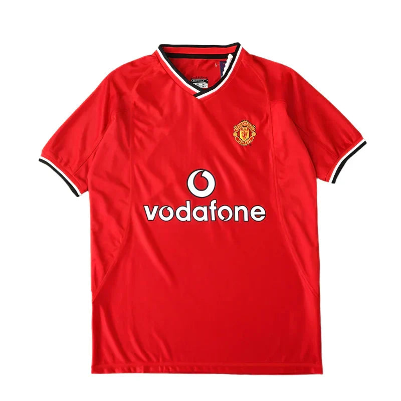 Manchester United FC Home Retro Jersey 2000/02 – Fan Version