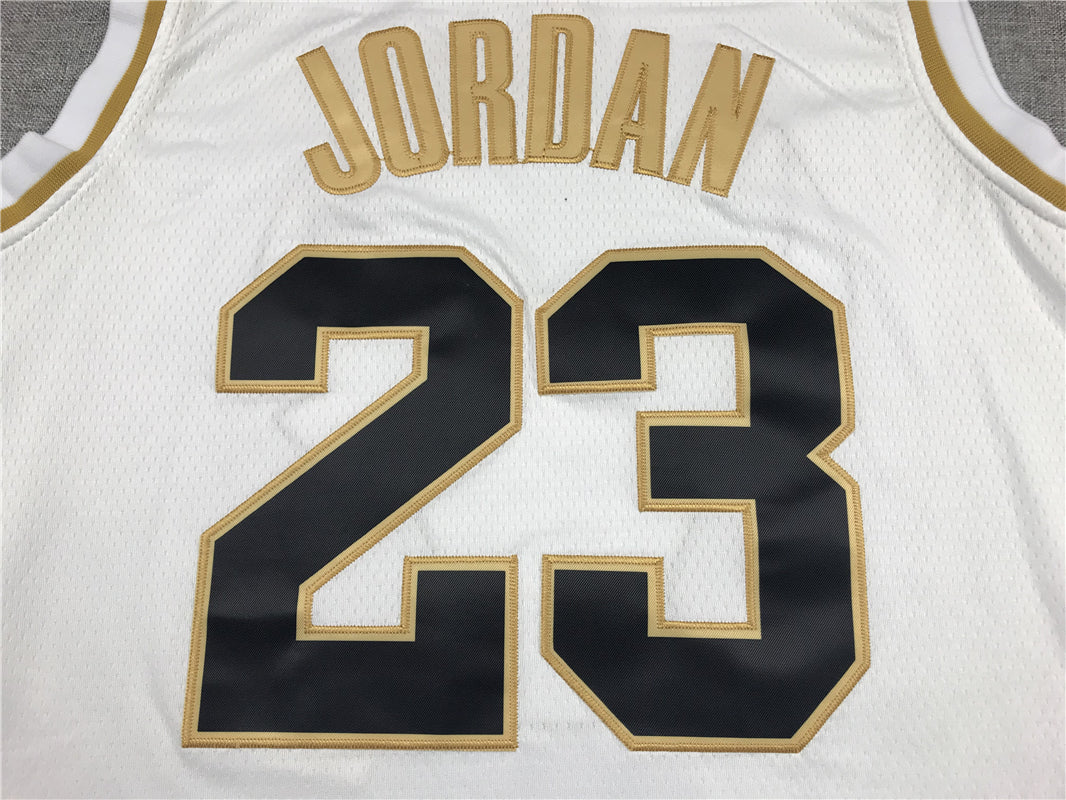 Michael Jordan #23 Chicago Bulls Nike White Golden Edition Swingman Jersey