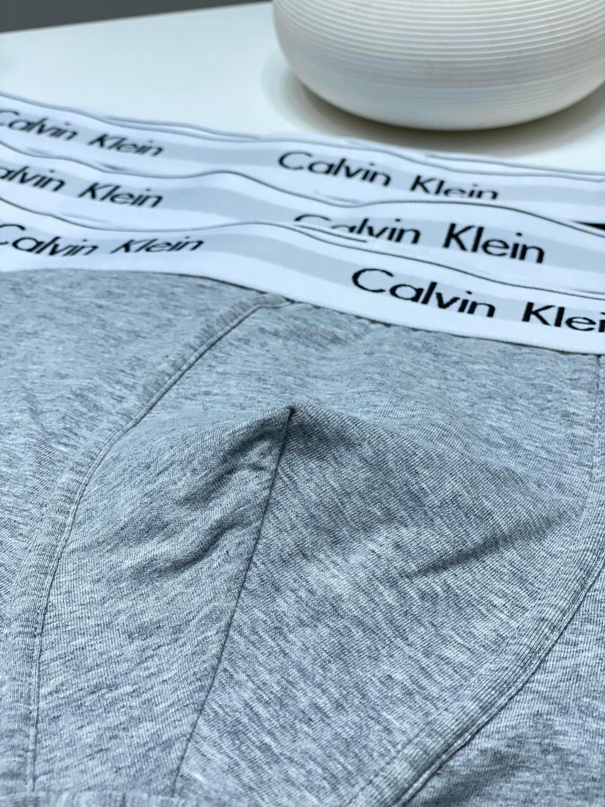 Calvin Klein Mixed Shades Narrow Leg Openings Men's Briefs, image 9