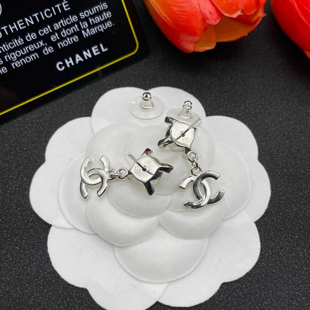 Chanel style earrings - product photo 6
