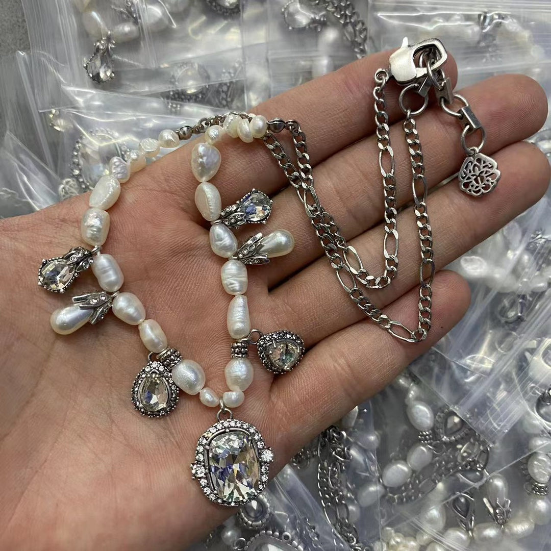 Alexander McQueen Pearl Medallion Charm necklace in Two-Tone, detail view 2