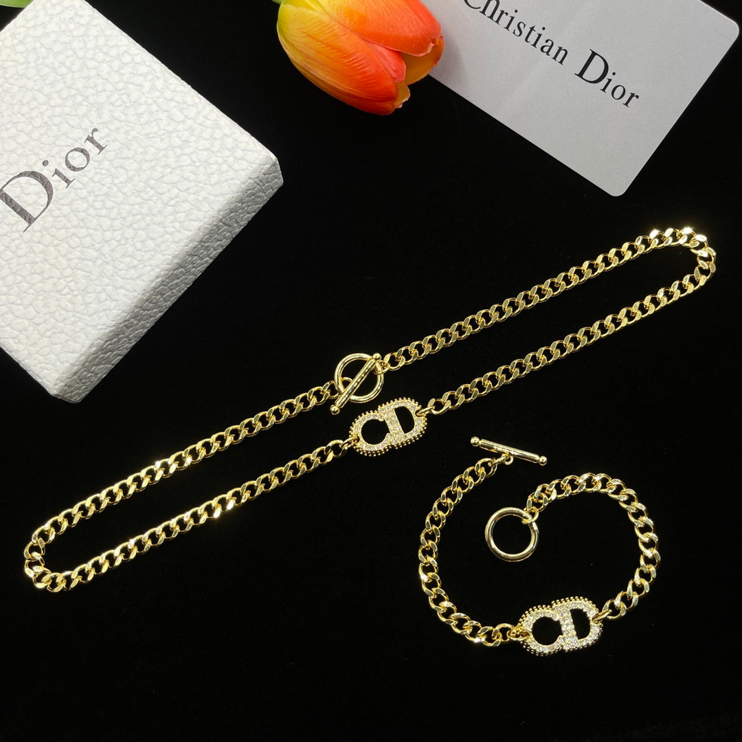 Chanel style bracelets - product photo 7