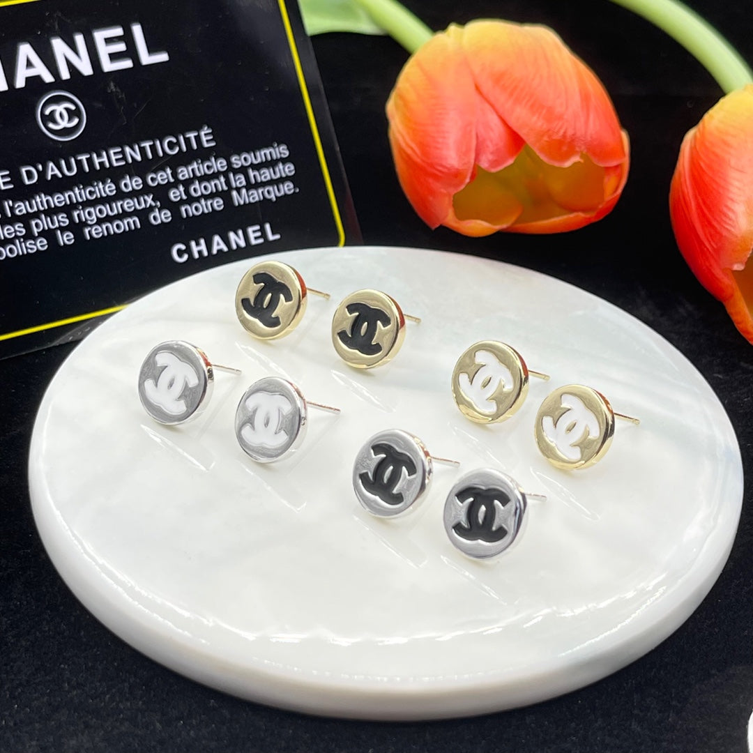 Chanel style earrings - product photo 7