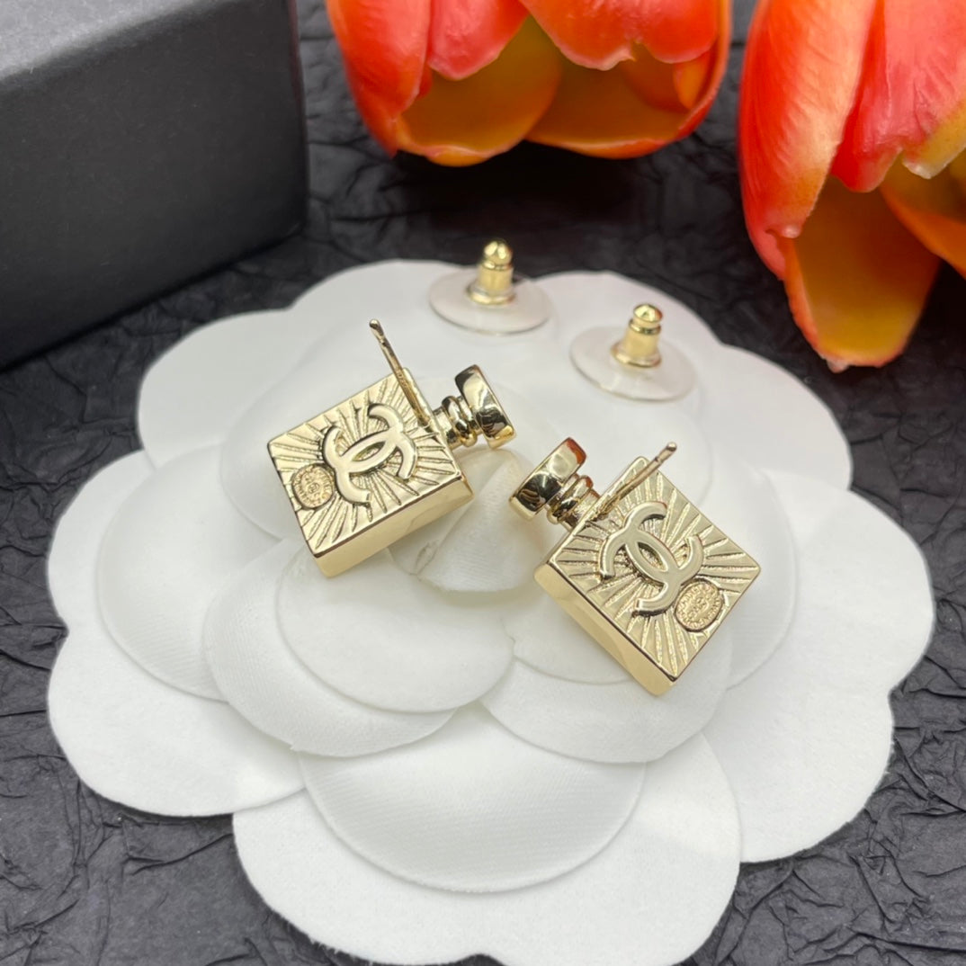 Chanel style earrings - product photo 6