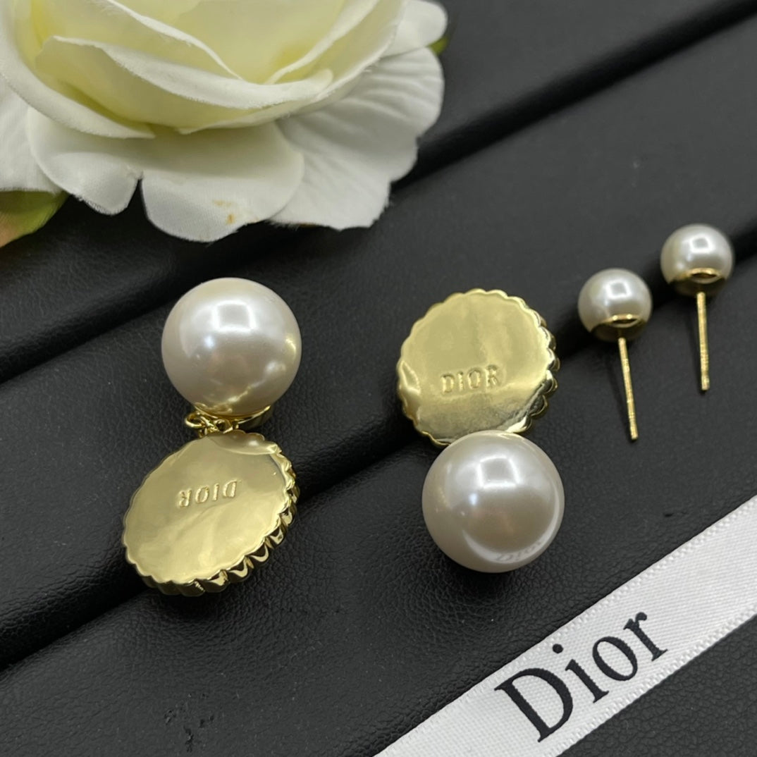 Chanel style bracelets - product photo 6