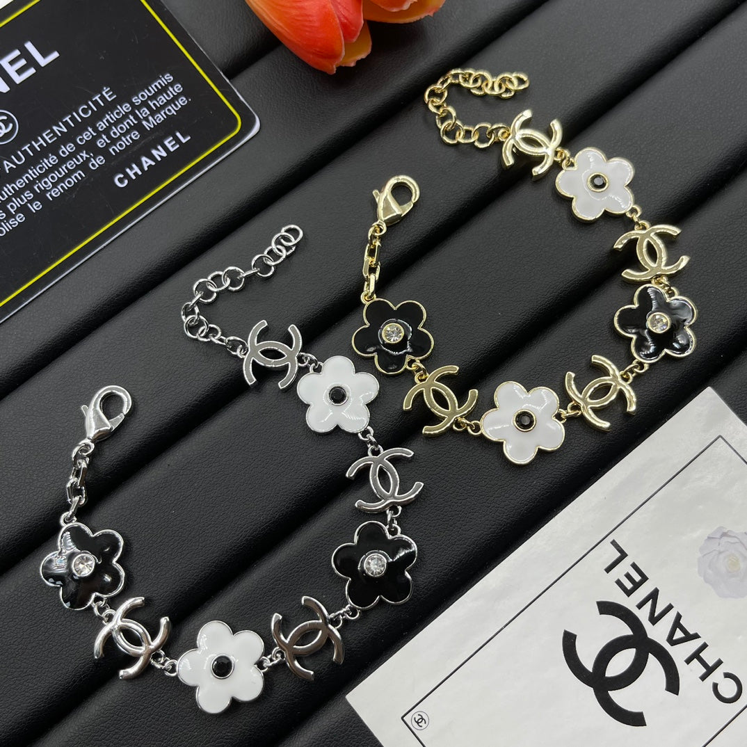 Chanel style bracelets - product photo 7