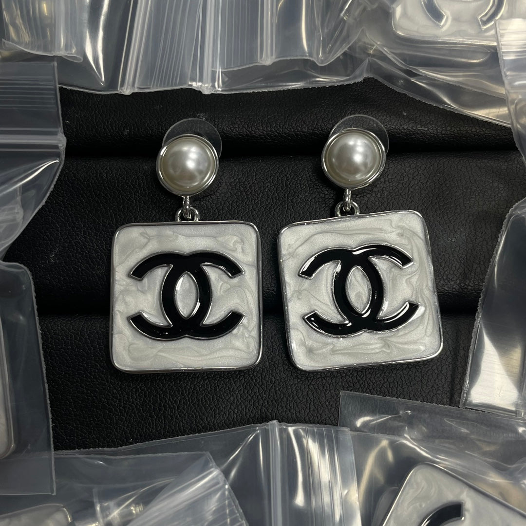 Chanel style earrings - product photo 2