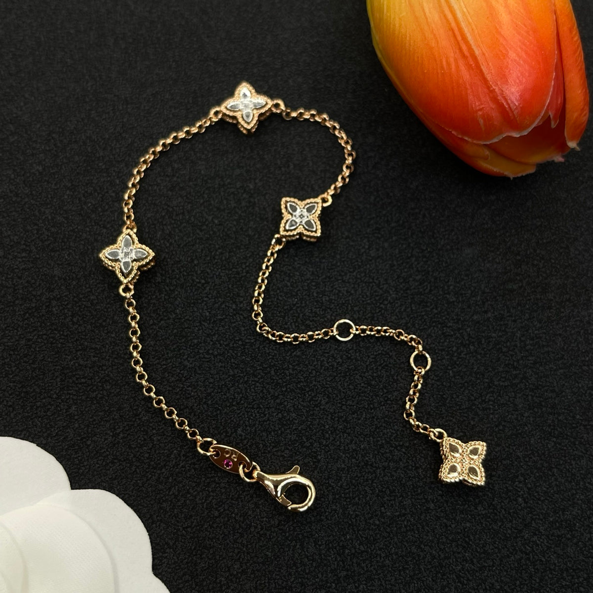 Roberto Coin flower station chain bracelet in Gold Tone, detail view 13