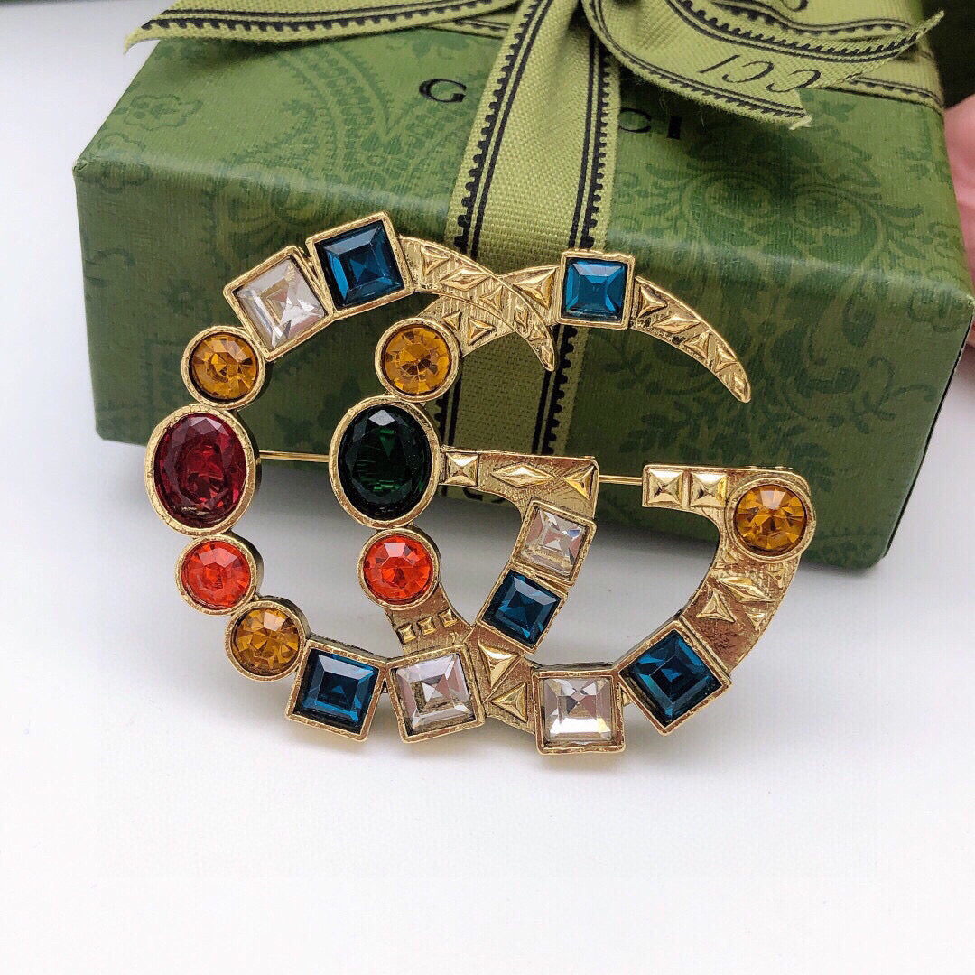 Gucci Crystal Brooch - image 6