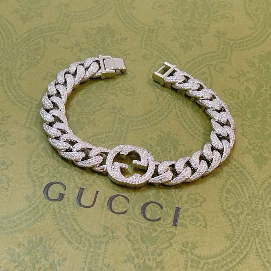 Gucci Pavé Crystal Unisex Bracelet – Style 02 - image 8