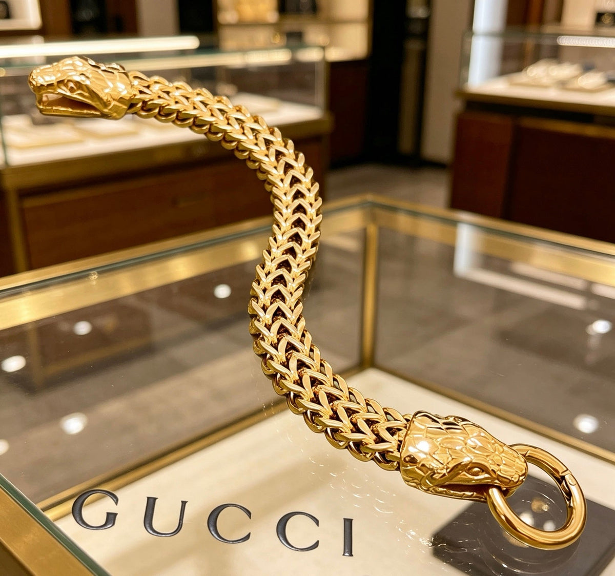 Gucci Snake Head Unisex Bracelet - image 9