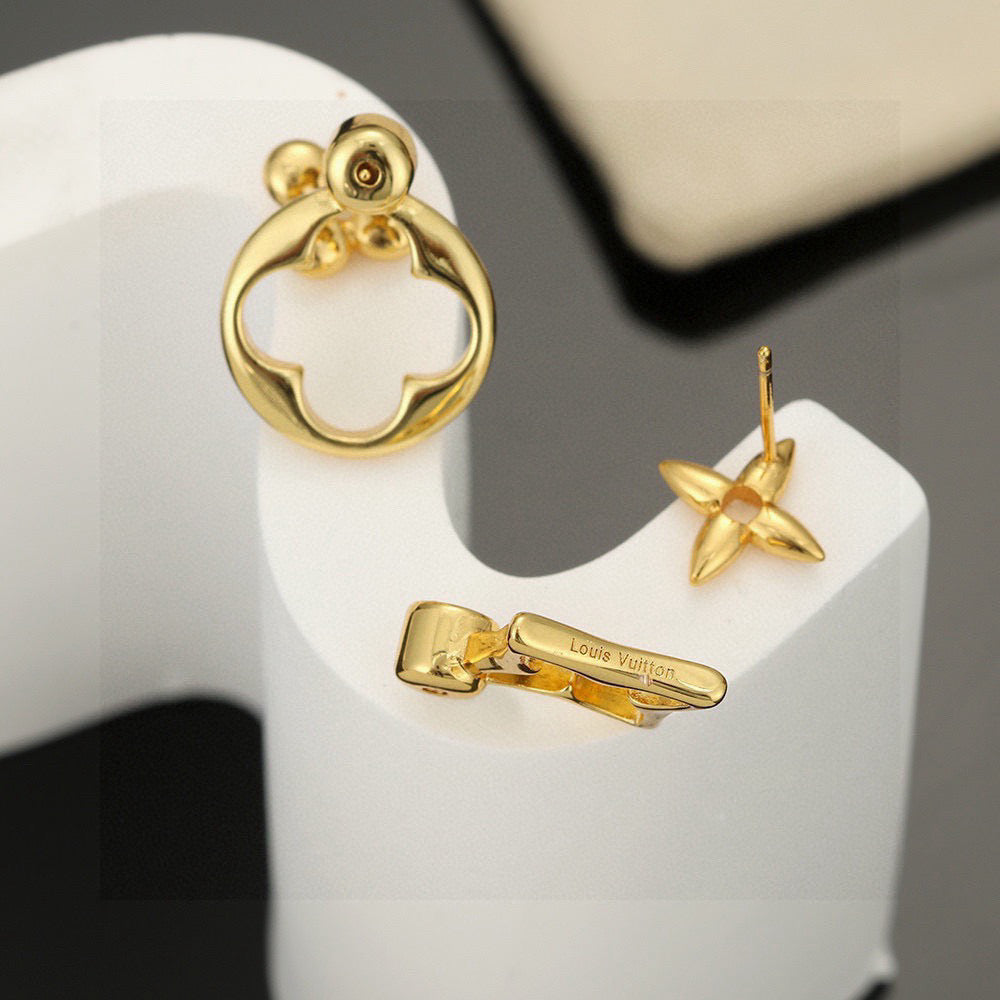 Louis Vuitton Twig Letter Brooch – Style 05 - image 7