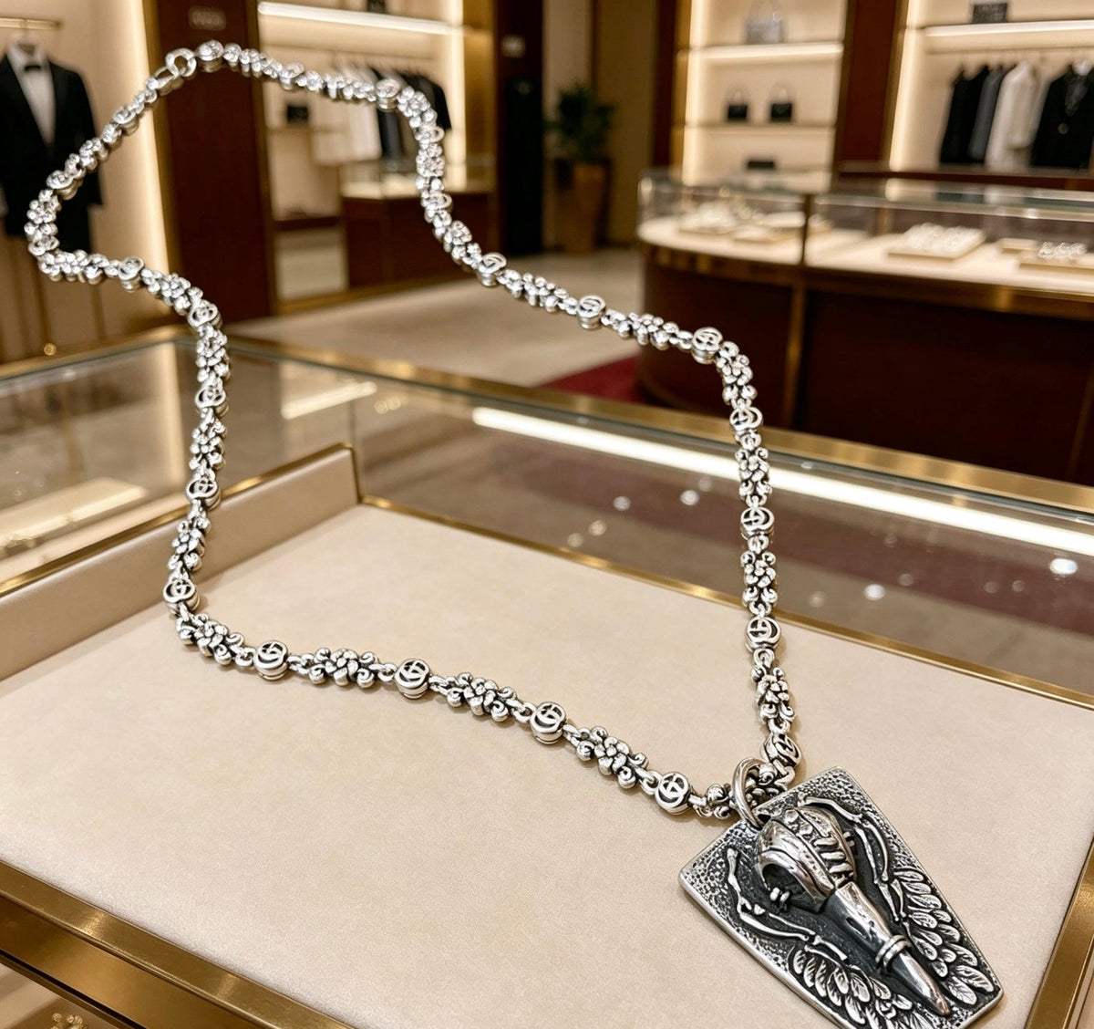 Gucci Anger Forest Chain Distressed Vintage-Inspired Necklace – Style 30 - image 9