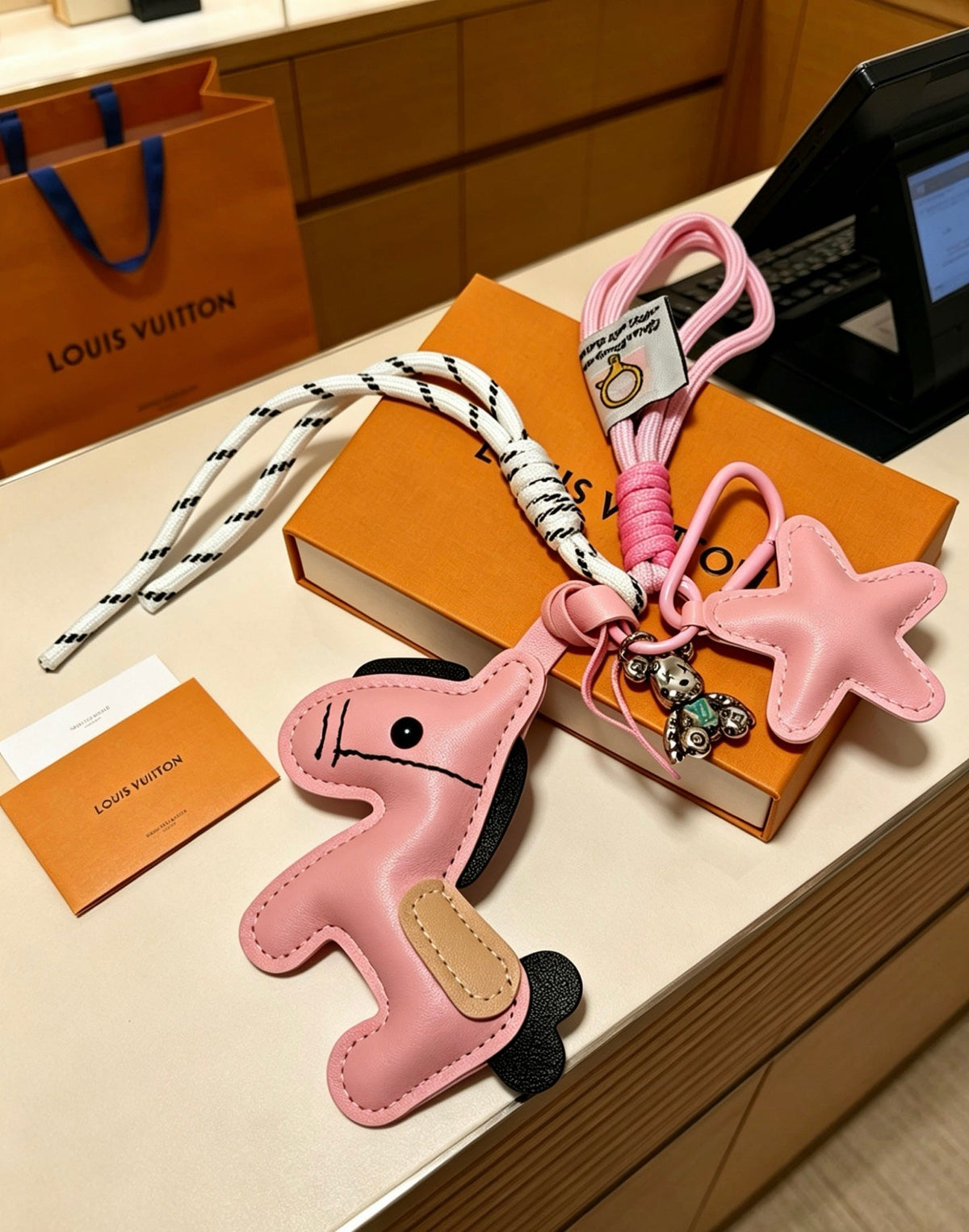 Louis Vuitton Anger Forest Bag Charm / Keychain – Style 60 - image 7