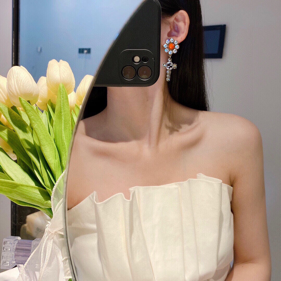 Gucci Crystal Stud Earrings – Style 09 - image 6