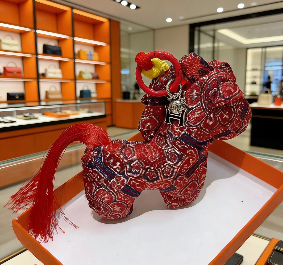 Hermès Unisex Keychain – Style 70 - image 6