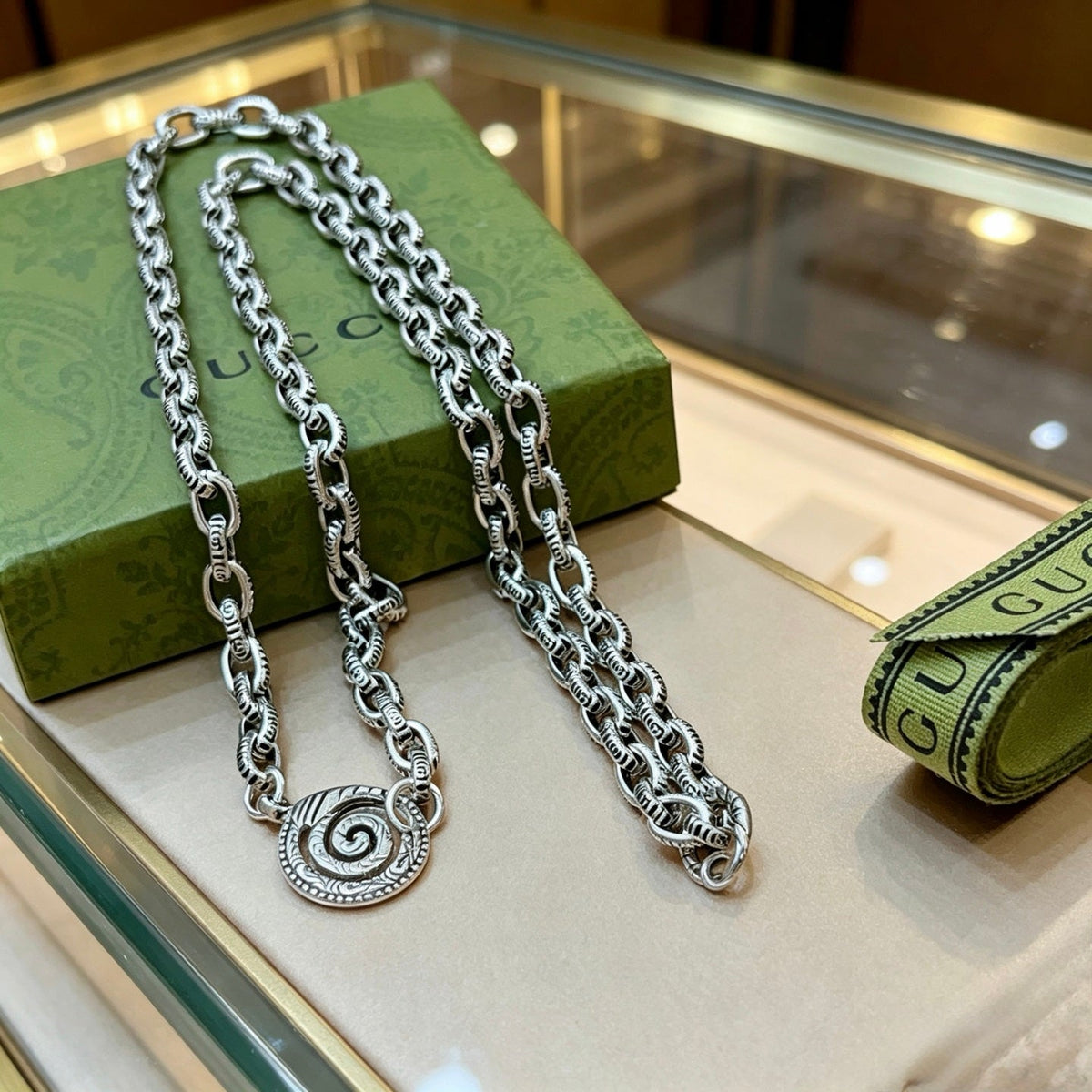 Gucci Anger Forest Chain Distressed Necklace – Style 130 - image 9