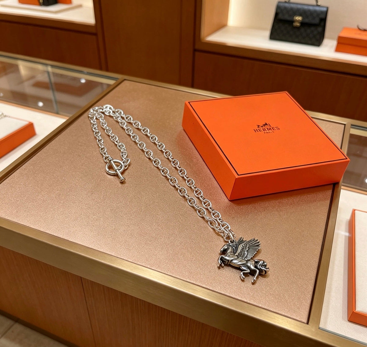 Hermès Toggle Link Necklace – Style 09 - image 9