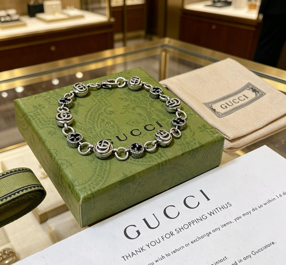 Gucci Unisex Bracelet - image 9