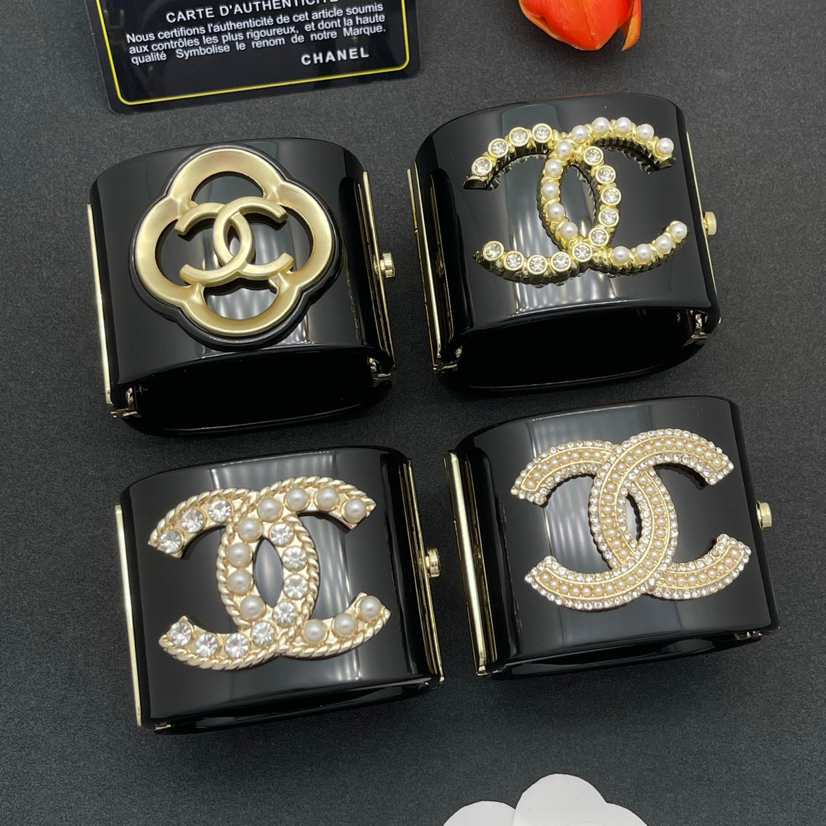 Chanel style acrylic resin bracelets - product photo 8