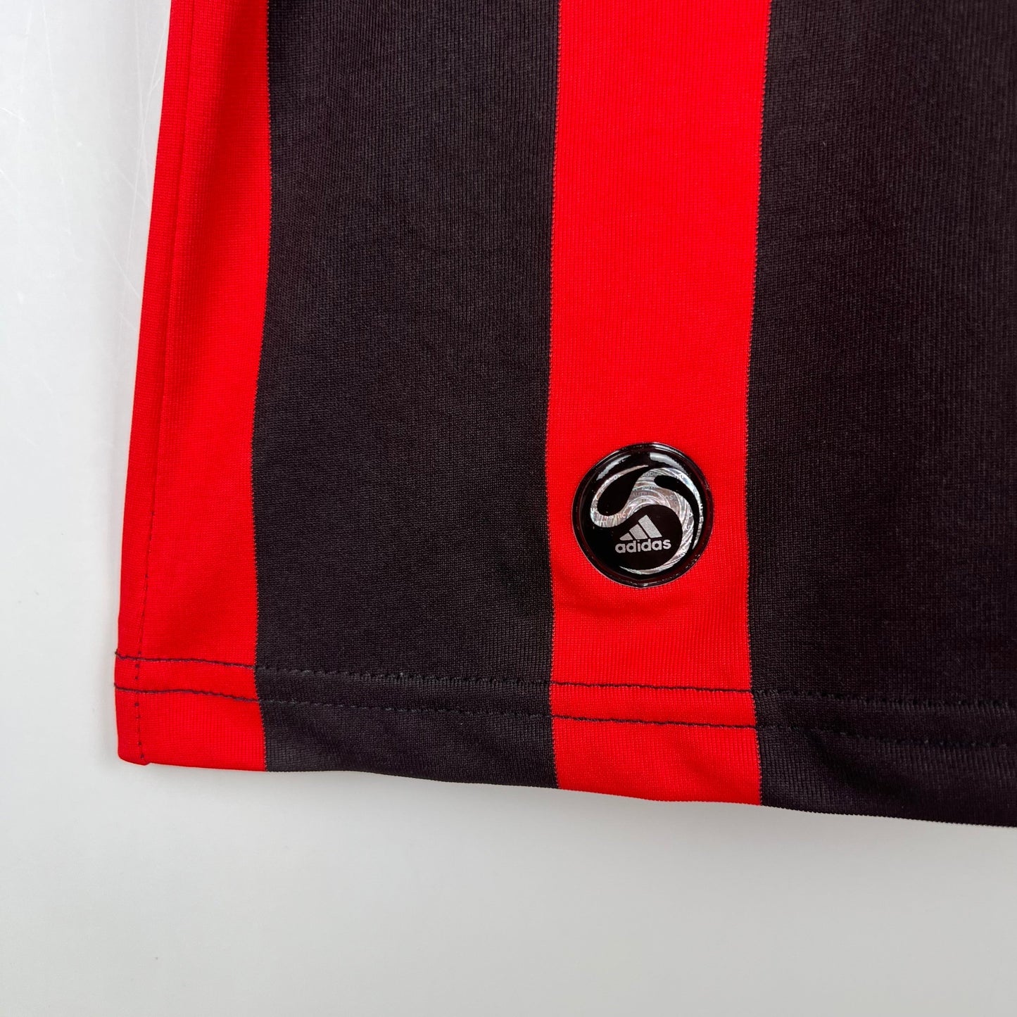 AC Milan 2008-09 Home Retro Jersey – Adidas Black Red Stripes Bwin Kit | Kaká Pirlo Ronaldinho Beckham Maldini Era