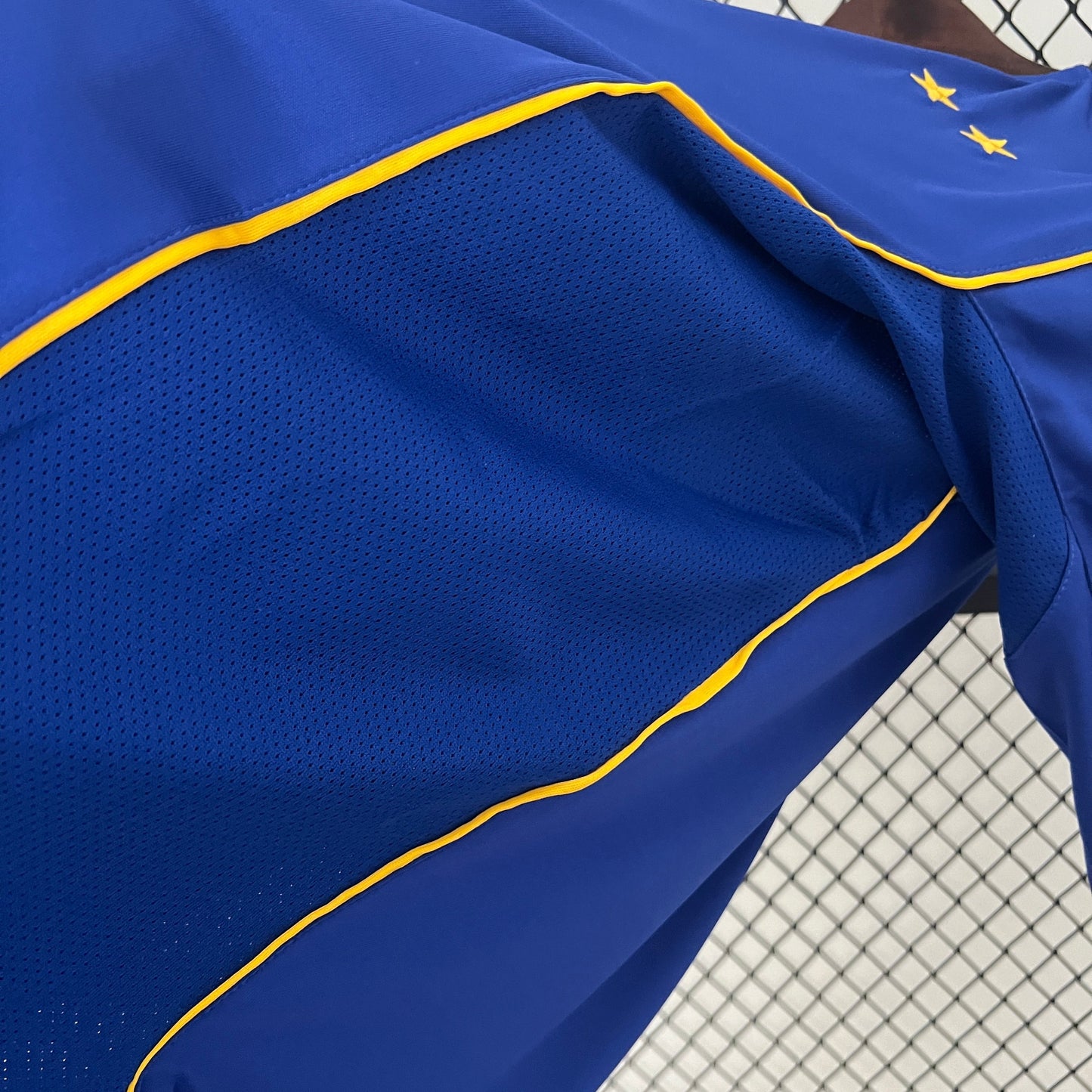 Juventus 2004-05 Away Retro Jersey – Royal Blue Gold SKY Sport Nike Two Stars Del Piero Ibrahimovic Nedved Fan Version Football Shirt