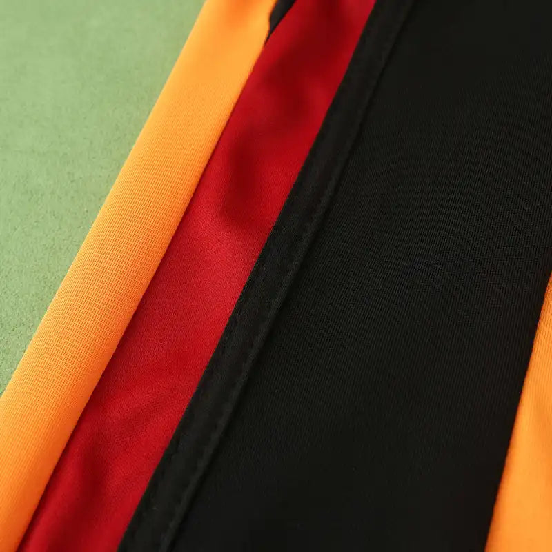 A.S. Roma Home Retro Fan Version 2005/06 Soccer Jersey