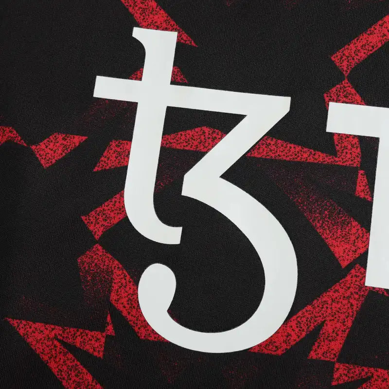Manchester United Training Shirt Fan Version 2024/25 – Black Red Diamond Pattern Tezos Pre-Match Top