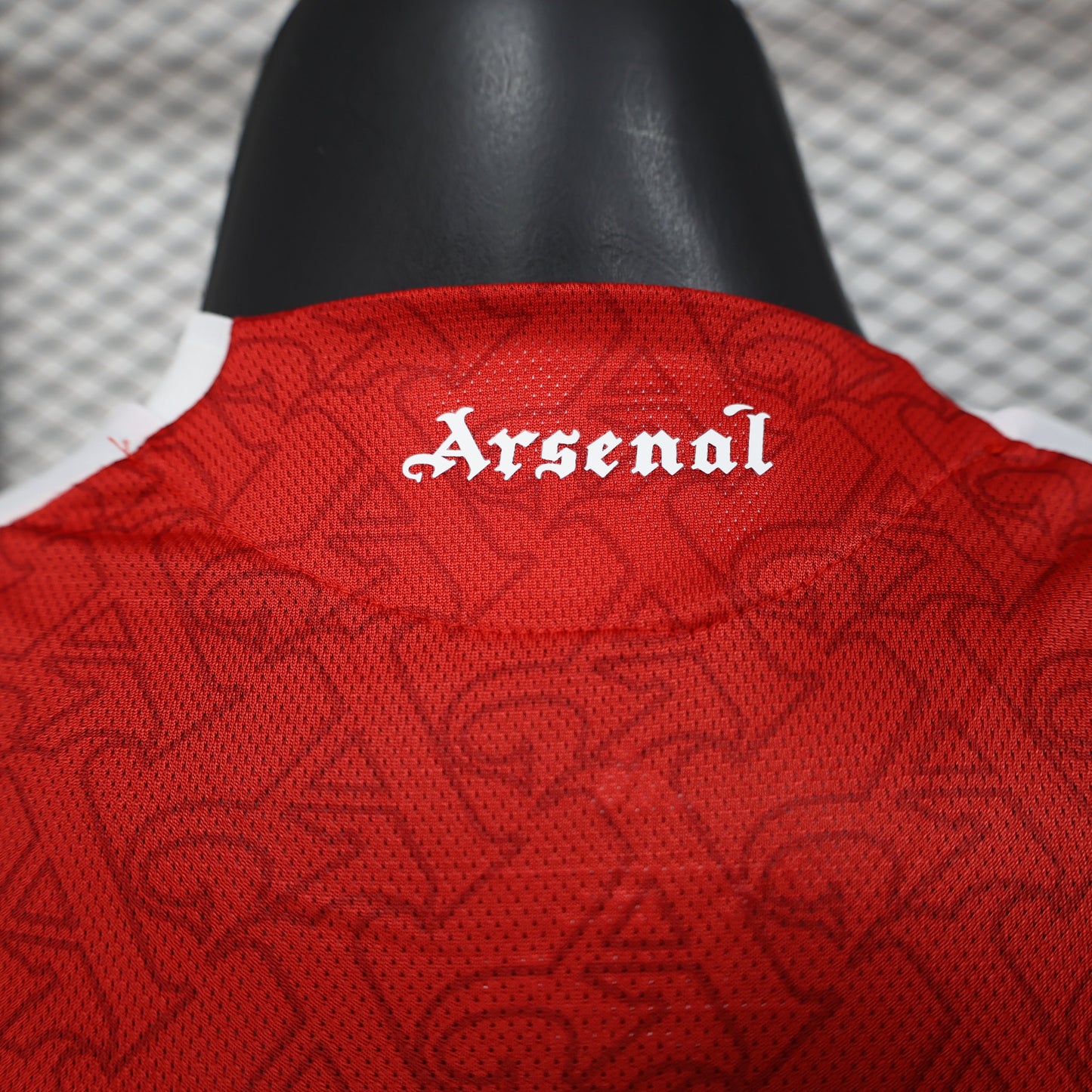 2025/26 Arsenal Home Player Version Long Sleeve Jersey - Red Body White Long Sleeves Diamond Mesh Texture All-Over Subtle Graphic - White Three Stripes - Arsenal Shield Crest - Emirates Fly Better - Men's