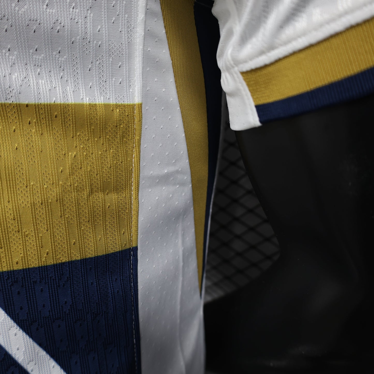 2025/26 Pumas UNAM Home Player Version Jersey -  White Navy Blue Gold Chest Panel - DHL - Mifel - Pumas Lion Crest