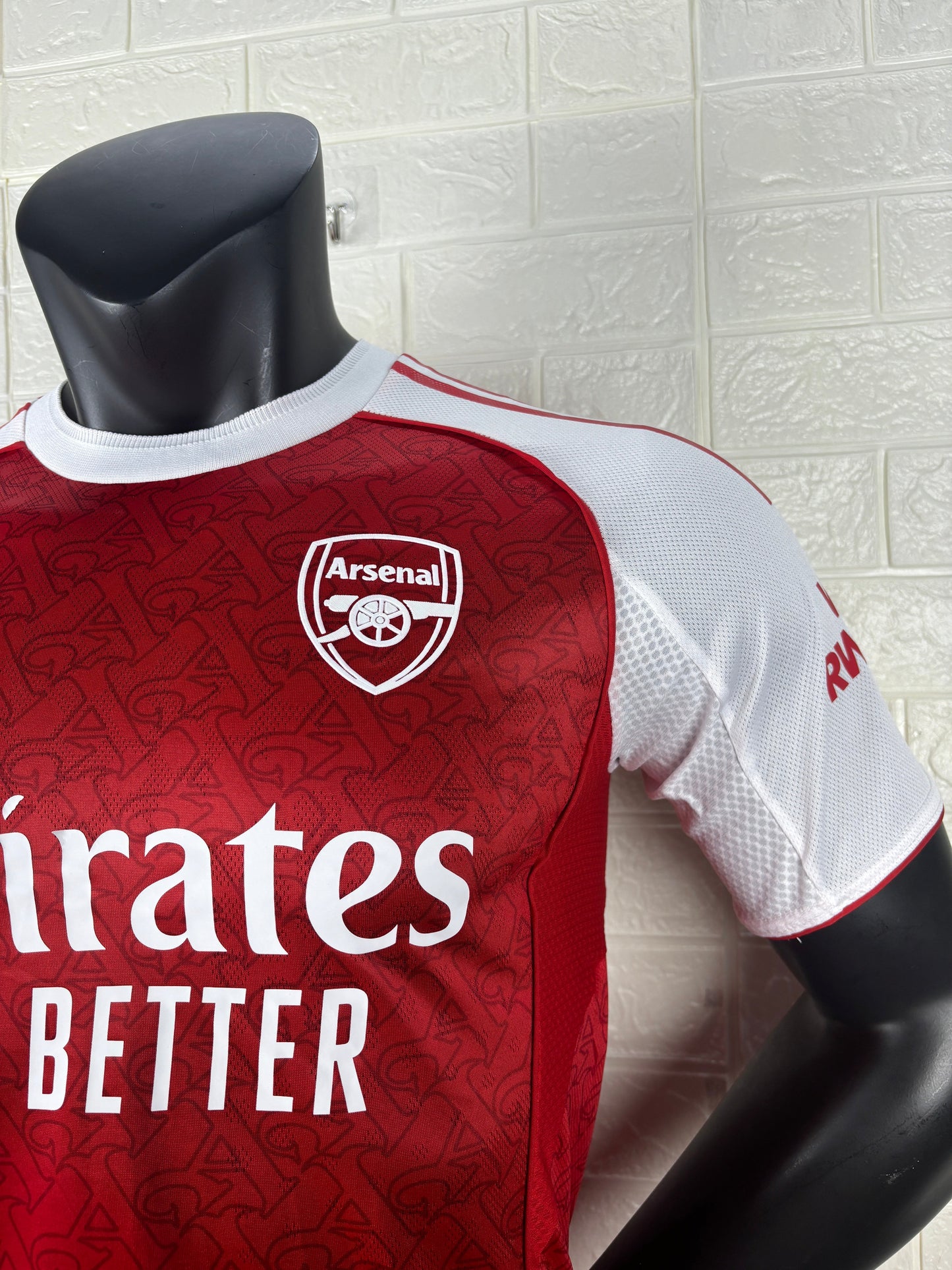 2025/26 Arsenal Home Player Version Jersey - Red Body White Sleeves Diamond Mesh Texture Red Side Seam Piping - White Three Stripes Left Chest - Arsenal Shield Crest Right Chest - Emirates Fly Better Principal Sponsor