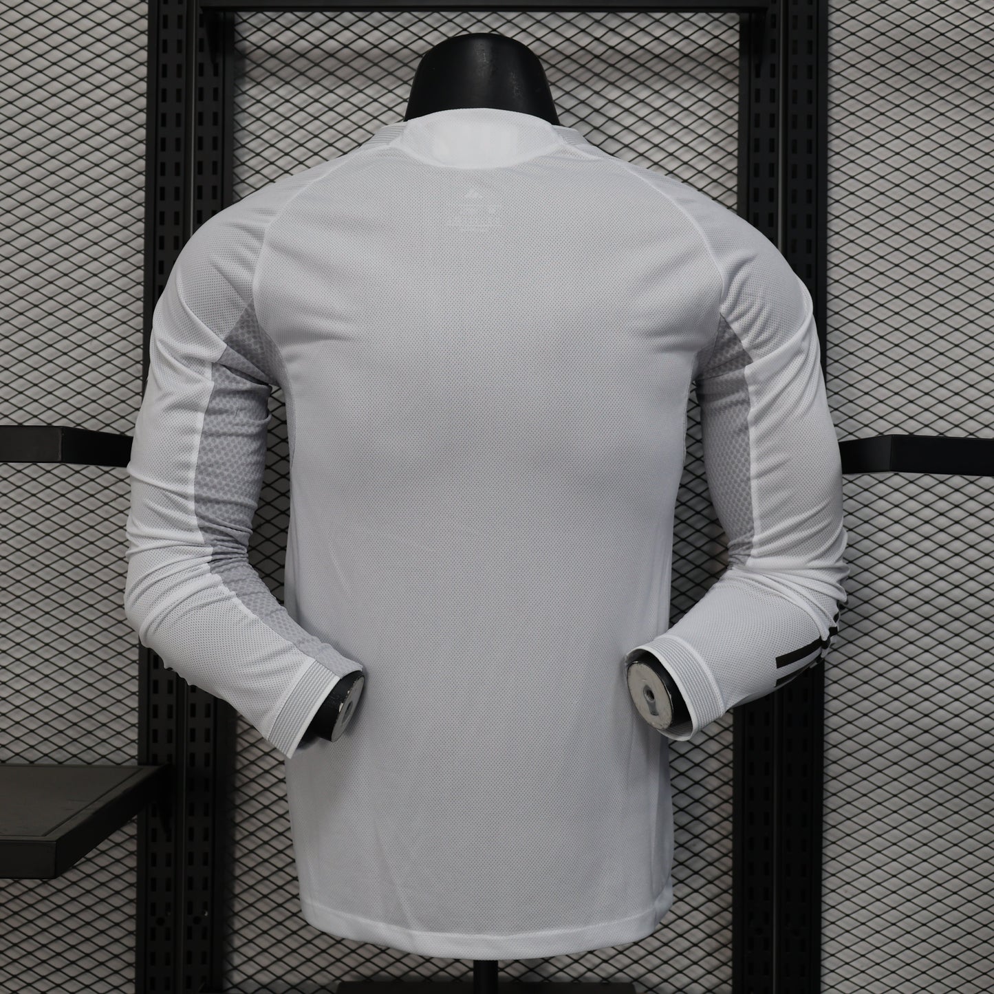 2025/26 Real Madrid Home Long Sleeve Player Version Jersey - White Grey Tonal Fine Texture - Gold Yellow Side Seam Piping - Emirates Fly Better