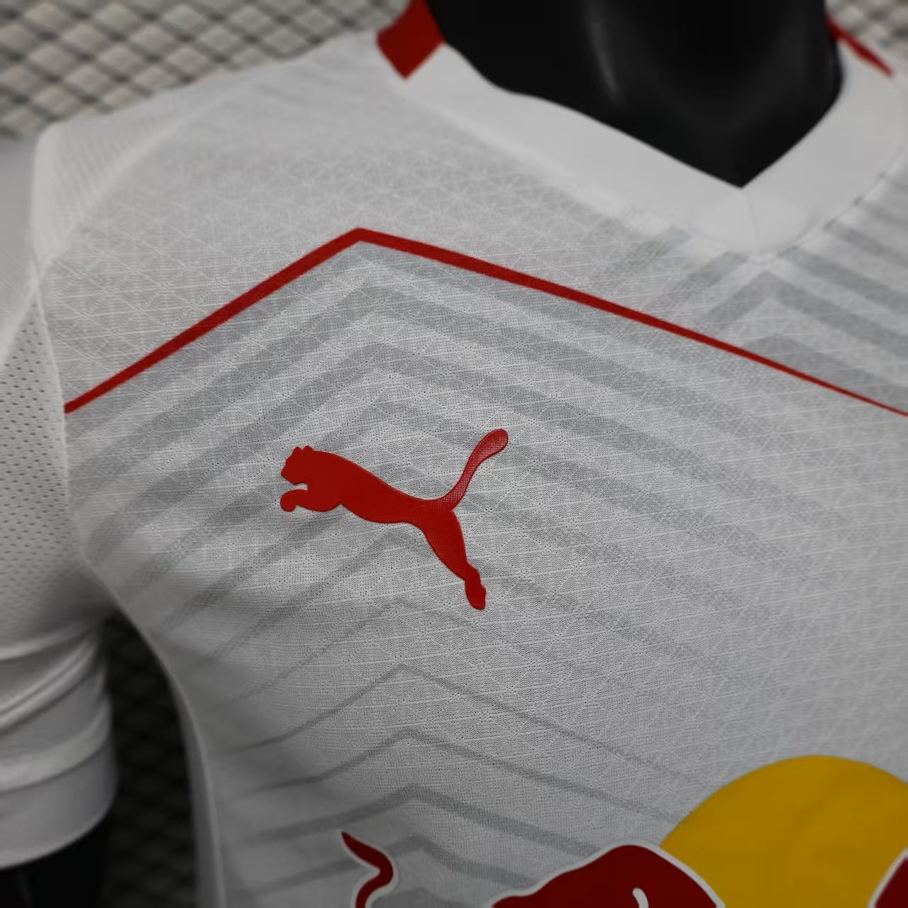 2025/26 Red Bull Bragantino Home Player Version Jersey -  White Silver Grey Large V-Shape Chevron Pattern - Red Bull Double Bull Yellow Sun Crest