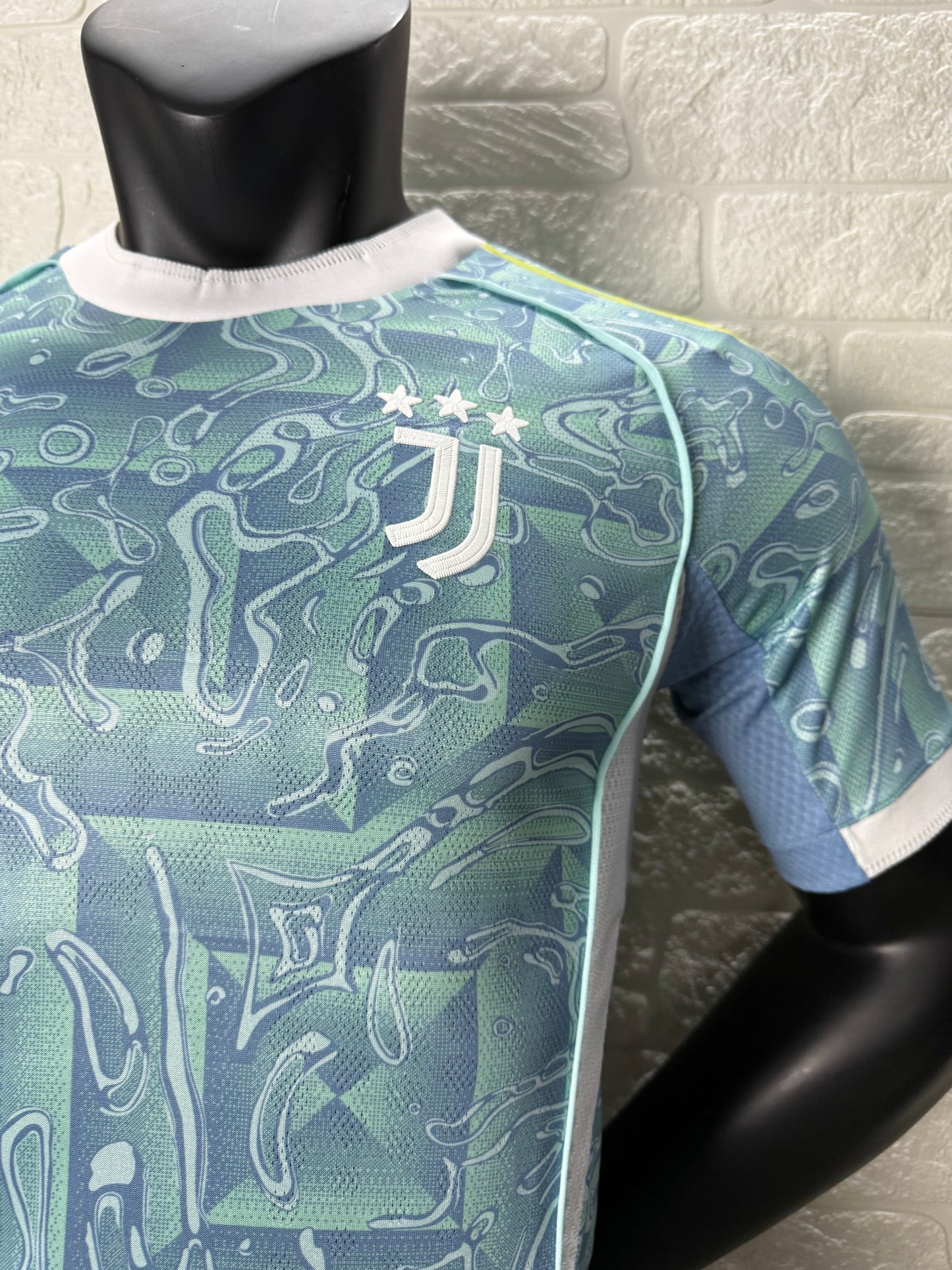 2025-26 Player Version Juventus Away Jersey - Men's