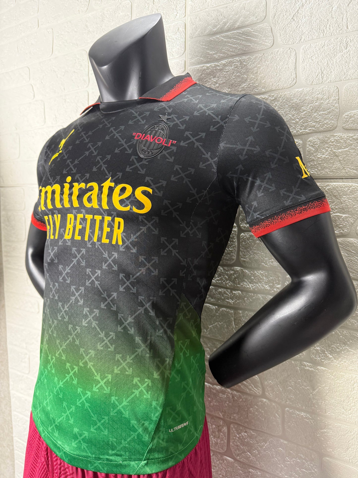 2025-26 AC Milan × Off-White Joint Edition Black-to-Green Gradient Player Version Jersey - Men's