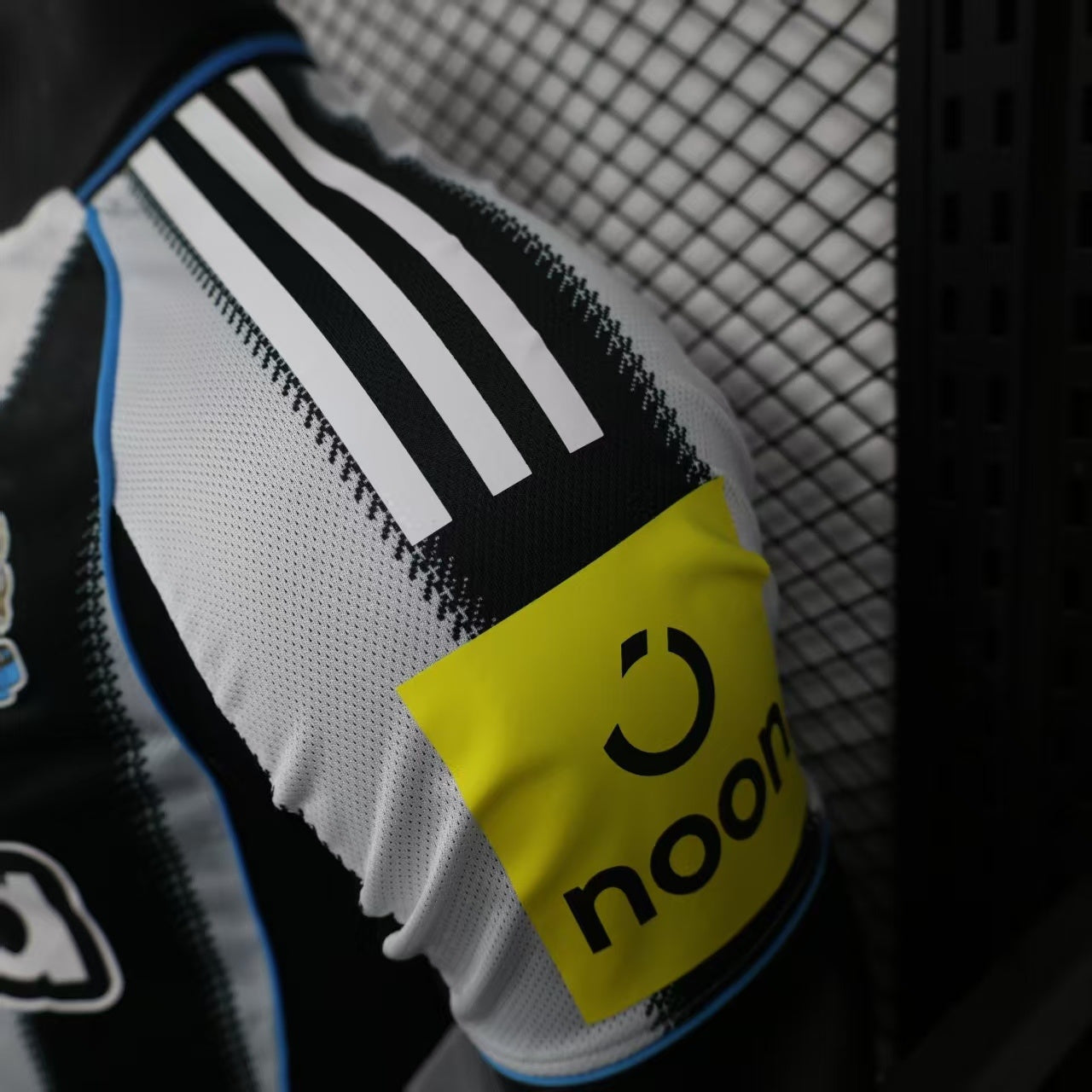 2025-26 Newcastle United Home Player Edition Jersey - Men's