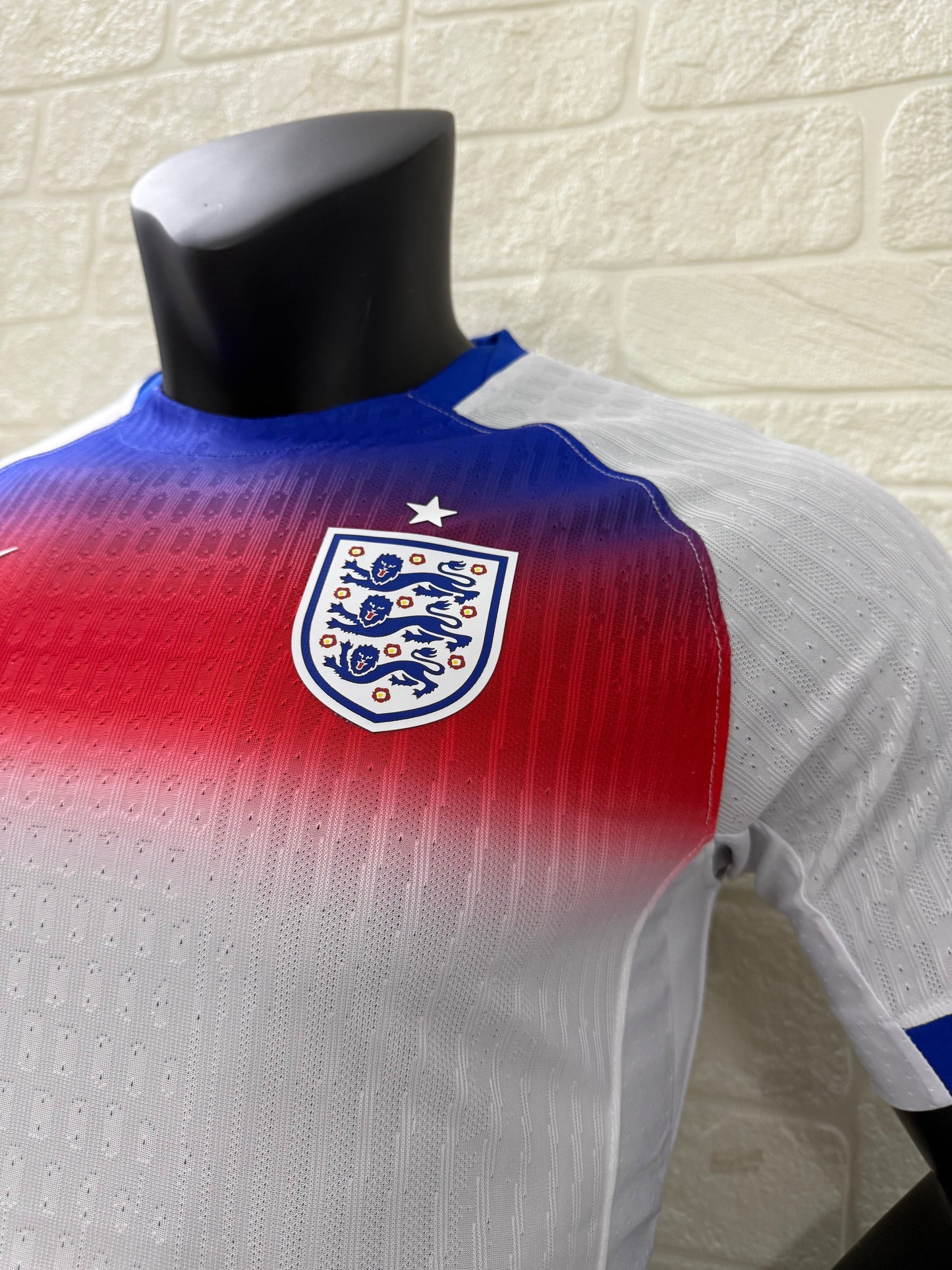 2025-26 England Home Player Version Jersey - Men's