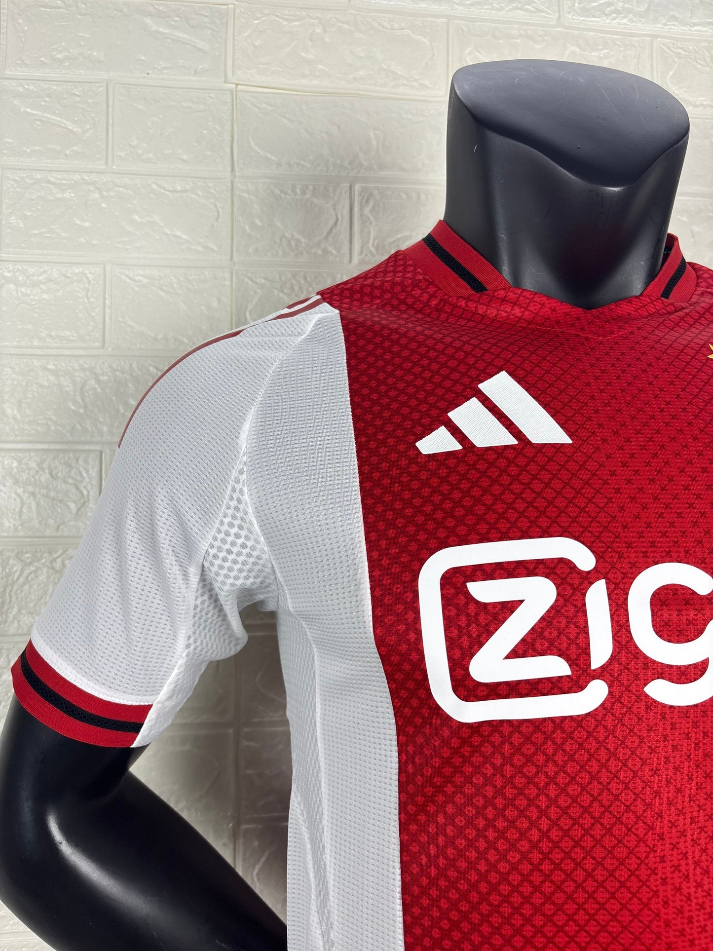 2025/26 Ajax Home Player Version Jersey - Red White - Ziggo - Diamond Texture - Four Gold Stars