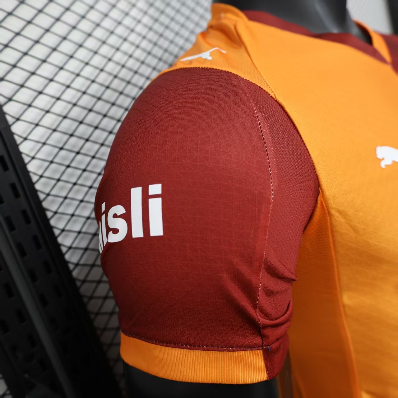 2025/26 Galatasaray Home Player Version Jersey - Orange-Yellow Dark Red Diagonal Half-and-Half Split Body Split V-Neck Collar - Puma White Logo - Turkish Crescent Star Badge - Galatasaray Official Four-Star Lion Cvvvvvvvvvvvvvvvvvvvvvvvvvvv