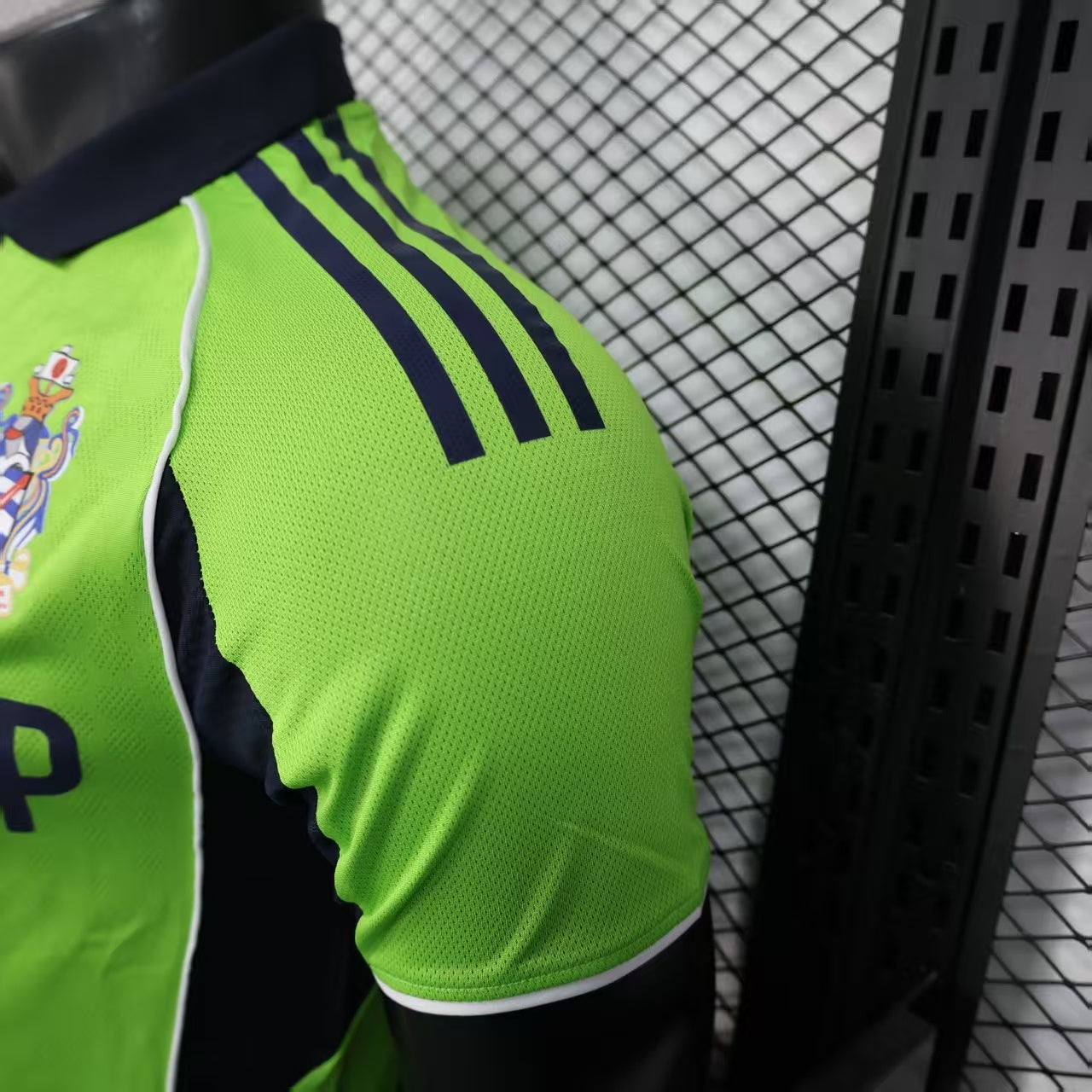2025-26 Fulham Second Away Player Version Jersey - Men's