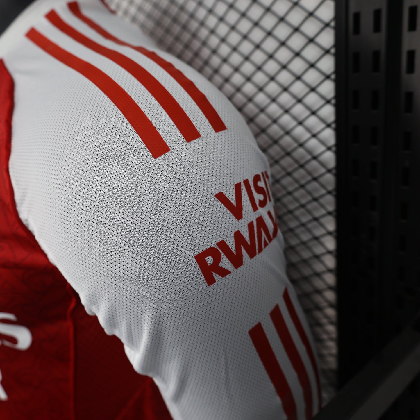 2025/26 Arsenal Home Player Version Long Sleeve Jersey - Red Body White Long Sleeves Diamond Mesh Texture All-Over Subtle Graphic - White Three Stripes - Arsenal Shield Crest - Emirates Fly Better - Men's