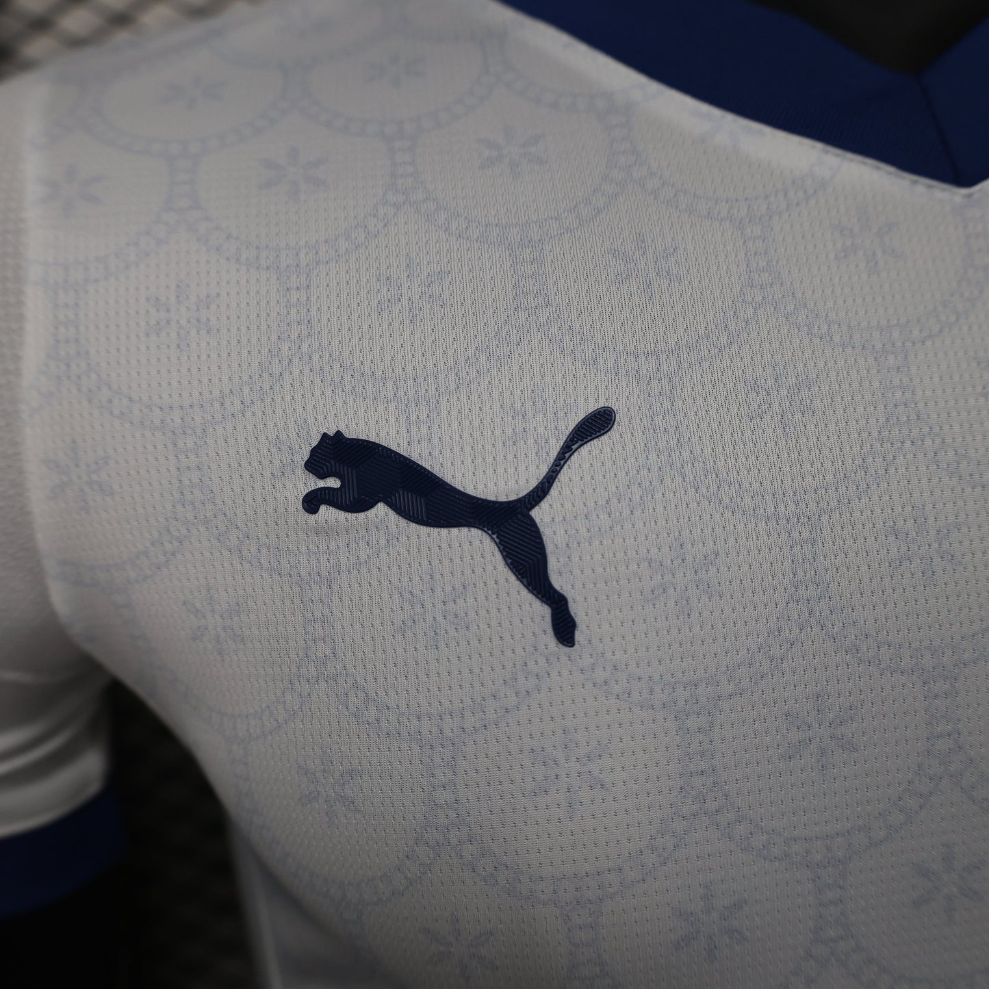 2025/26 Bahia Home Player Version Jersey -  White Body - Dark Navy Blue V-Neck Collar & Sleeve Cuffs - Black Puma Logo - Bahia Crest Three Gold Stars - Clean Chest