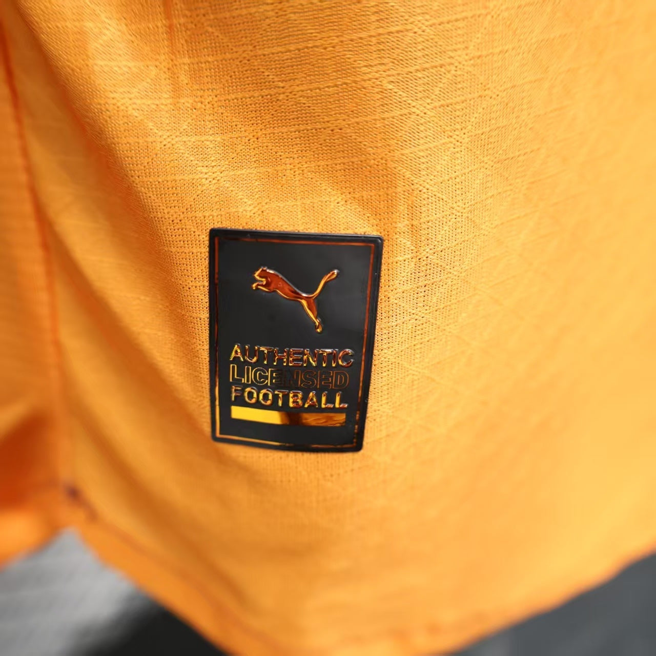 2025/26 Galatasaray Home Player Version Jersey - Orange-Yellow Dark Red Diagonal Half-and-Half Split Body Split V-Neck Collar - Puma White Logo - Turkish Crescent Star Badge - Galatasaray Official Four-Star Lion Cvvvvvvvvvvvvvvvvvvvvvvvvvvv