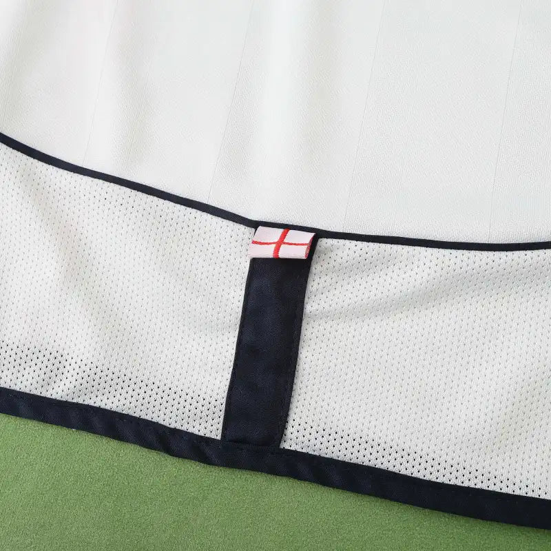 England Home Retro Jersey 2002 – Fan Edition