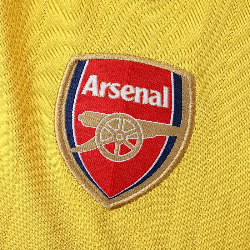 Arsenal FC Away Retro Fan Jersey – 2005/06 Season