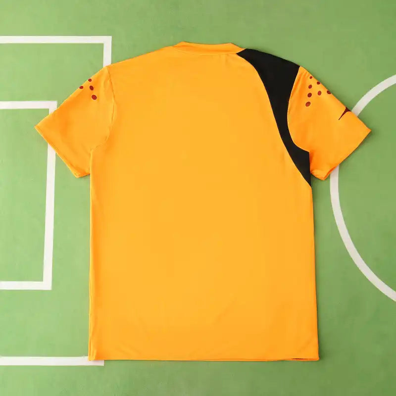 A.S. Roma Home Retro Fan Version 2005/06 Soccer Jersey